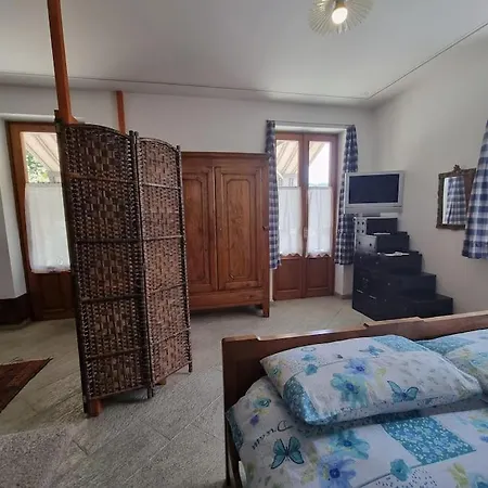 Hébergement de vacances Lovely With Pool And Views! - Casa Betulle San Bernardino Verbano
